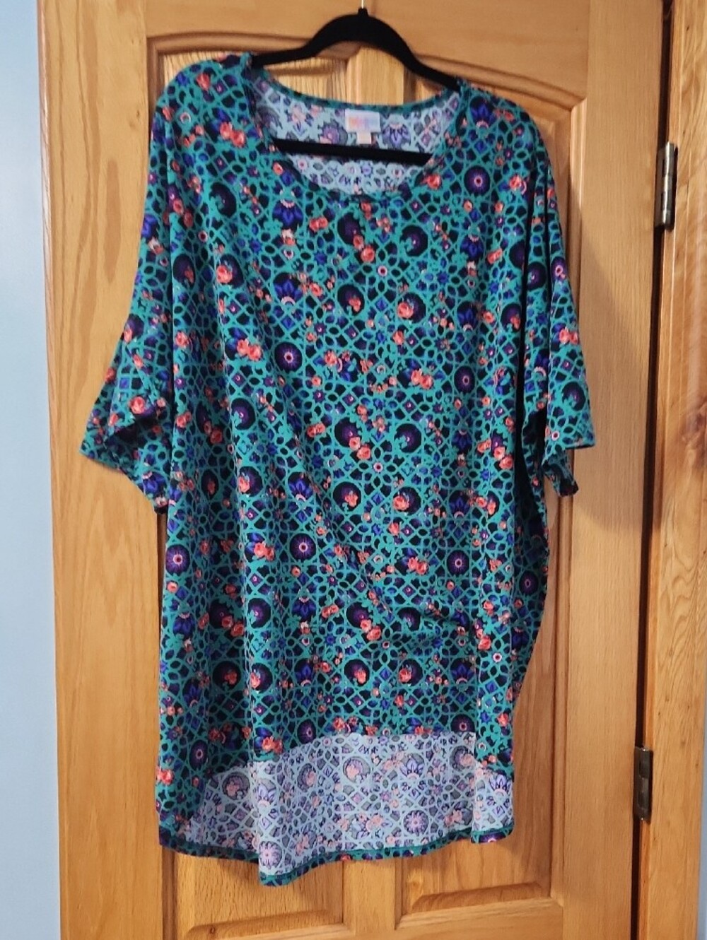 LuLaRoe 3pcs Irma 3X - Picture 6 of 8
